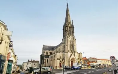 Image Terrain à bâtir de 394 m² à DIVATTE SUR LOIRE (44)
